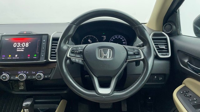 Second-hand 2022 Honda City ZX MT for sale in Chennai-24