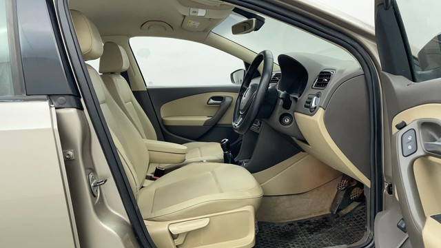 Second-hand 2019 Volkswagen Vento 1.6 Highline Plus for sale in Chennai-15