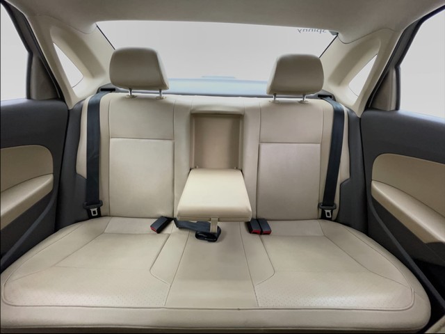 Second-hand 2019 Volkswagen Vento 1.6 Highline Plus for sale in Chennai-30