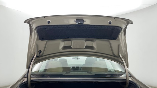 Second-hand 2019 Volkswagen Vento 1.6 Highline Plus for sale in Chennai-29