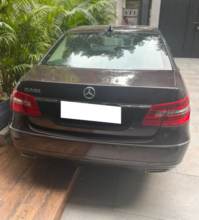 Second-hand 2012 Mercedes-Benz E-Class E 200 CGI Avantgarde for sale in New Delhi-2