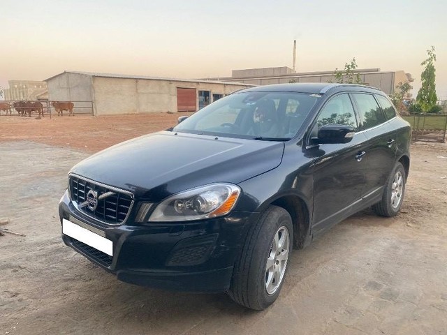 Second-hand 2013 Volvo XC60 D4 KINETIC for sale in Morbi-4