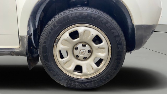 Second-hand 2014 Renault Duster 85PS Diesel RxL for sale in Gulbarga-23