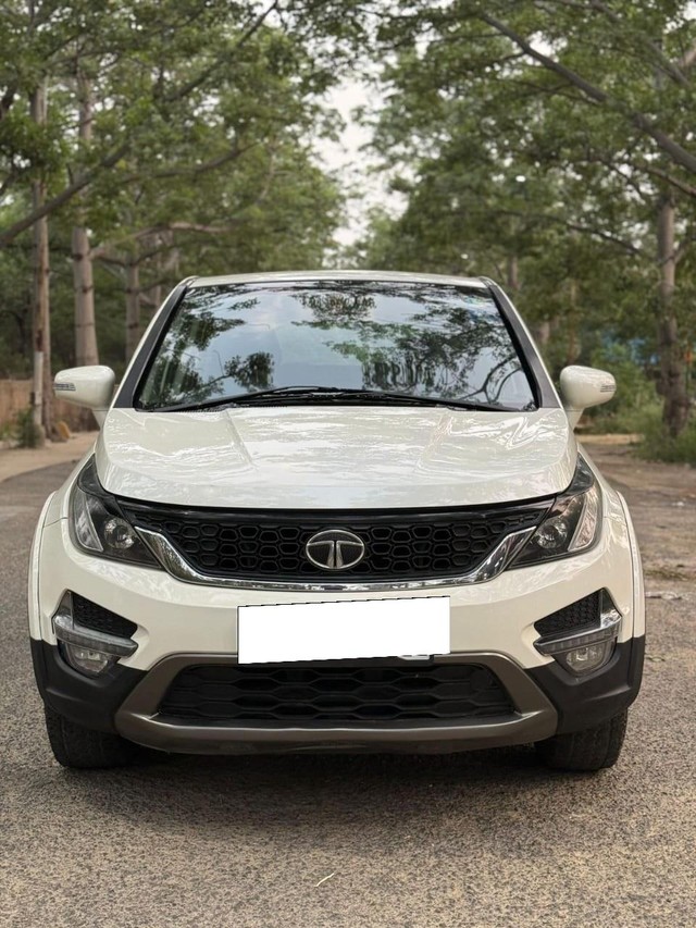 Second-hand 2017 Tata Hexa XM for sale in New Delhi-2