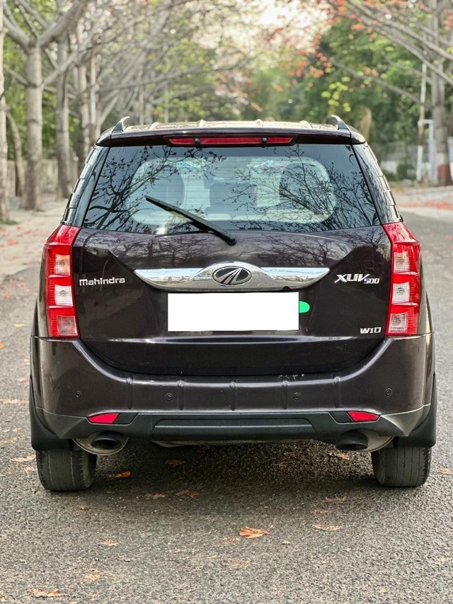 Second-hand 2016 Mahindra XUV500 W10 2WD for sale in New Delhi-2