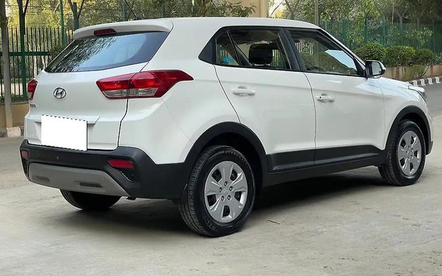 Second-hand 2018 Hyundai Creta 1.6 E Plus for sale in New Delhi-5