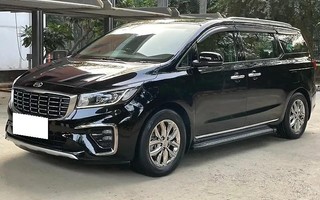 Used Kia Carnival Limousine