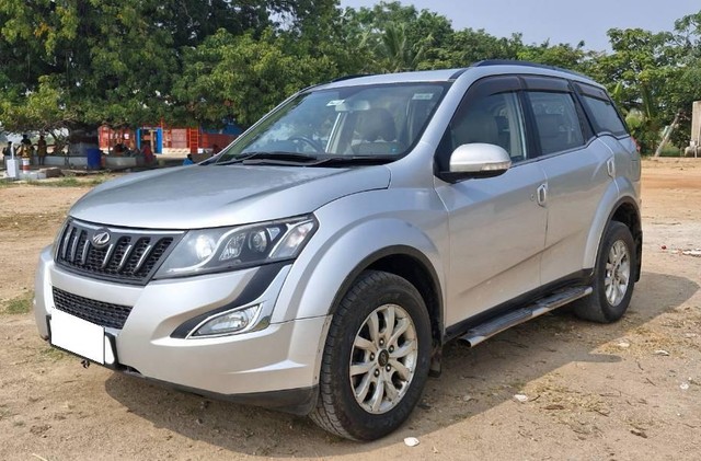 Second-hand 2015 Mahindra XUV500 W10 AWD for sale in Mahabubabad-7