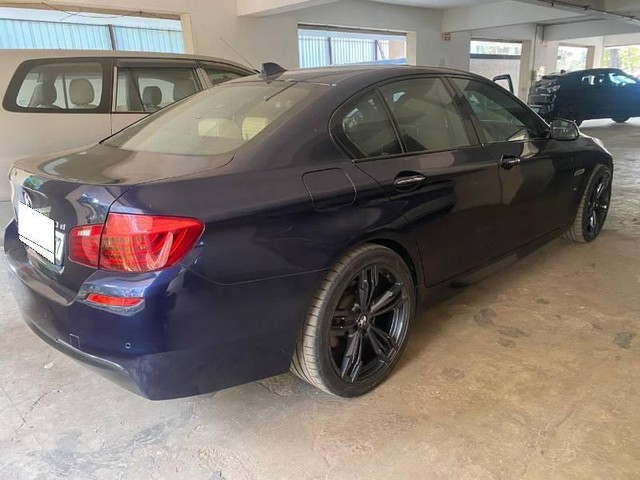 Second-hand 2016 BMW X5 xDrive 30d M Sport for sale in Mumbai-12