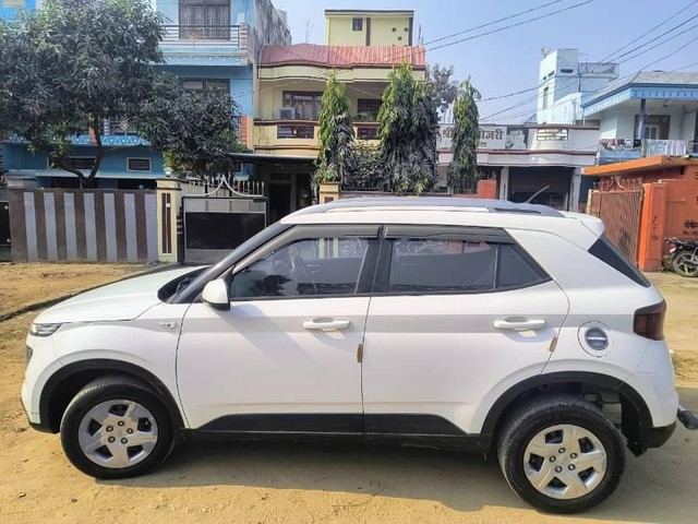 Second-hand 2022 Hyundai Venue S BSVI for sale in Gorakhpur-10