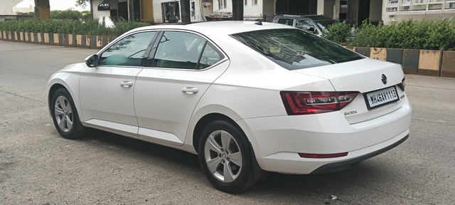 Second-hand 2016 Skoda Superb Style 1.8 TSI AT for sale in Mumbai-3