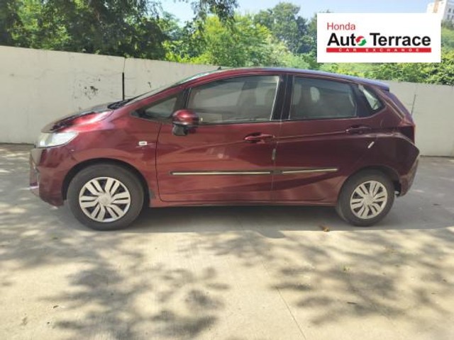 Honda Jazz 1.2 S i VTEC Second-hand 2017 Honda Jazz 1.2 S i VTEC for sale in Vadodara-3