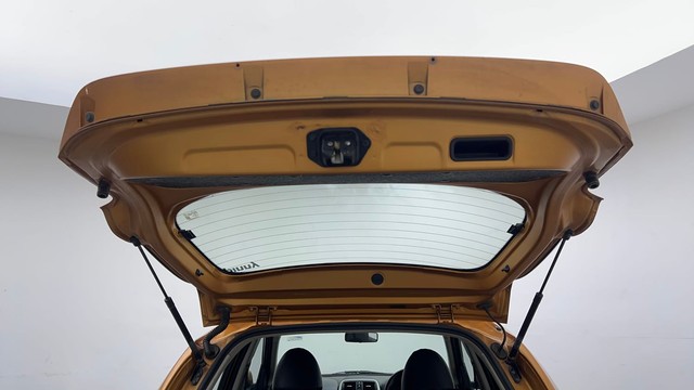 Second-hand 2016 Nissan Micra XV CVT for sale in New Delhi-32