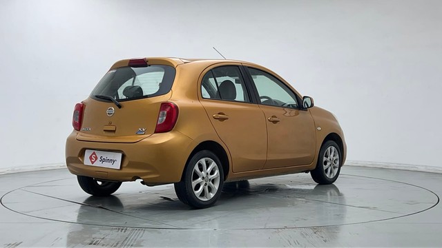Second-hand 2016 Nissan Micra XV CVT for sale in New Delhi-3
