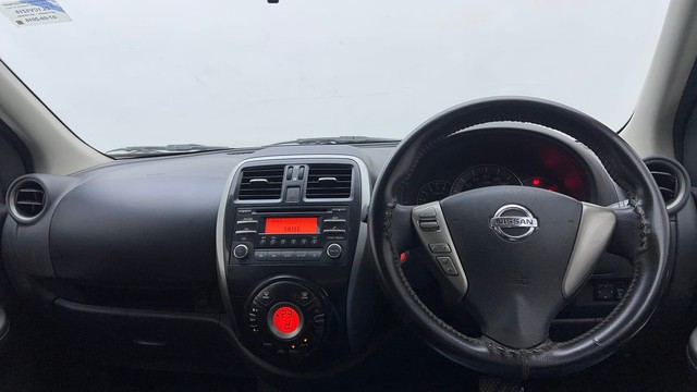 Second-hand 2016 Nissan Micra XV CVT for sale in New Delhi-11