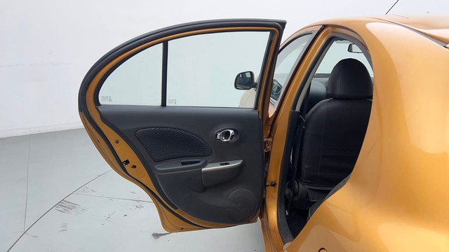 Second-hand 2016 Nissan Micra XV CVT for sale in New Delhi-33