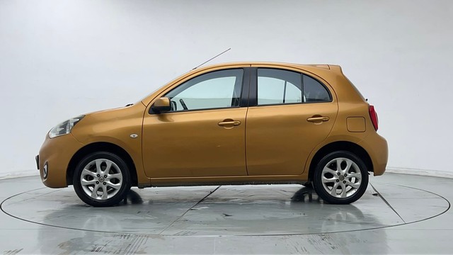 Second-hand 2016 Nissan Micra XV CVT for sale in New Delhi-6