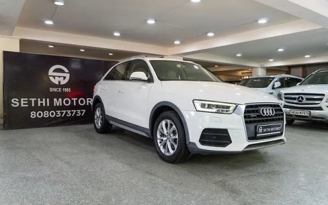 Second-hand 2016 Audi Q3 35 TDI Quattro Premium for sale in New Delhi-2