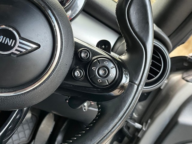 Second-hand 2018 Mini Cooper Convertible S for sale in New Delhi-9