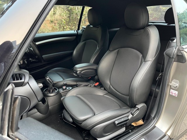 Second-hand 2018 Mini Cooper Convertible S for sale in New Delhi-5