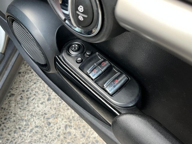 Second-hand 2018 Mini Cooper Convertible S for sale in New Delhi-10