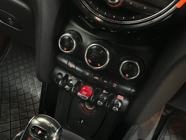 Second-hand 2018 Mini Cooper Convertible S for sale in New Delhi-12