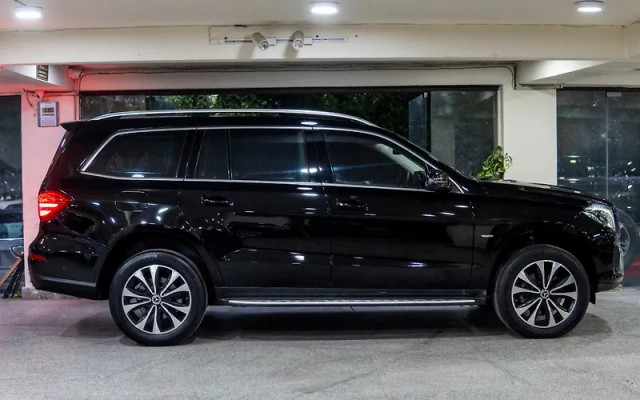 Second-hand 2018 Mercedes-Benz GLS 350d 4MATIC for sale in New Delhi-1