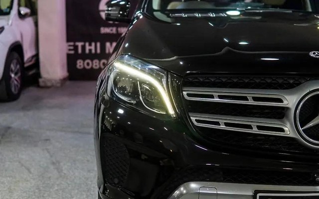 Second-hand 2018 Mercedes-Benz GLS 350d 4MATIC for sale in New Delhi-5