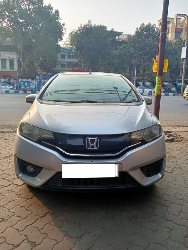 Second-hand 2017 Honda Jazz 1.5 VX i DTEC for sale in Kolkata-1