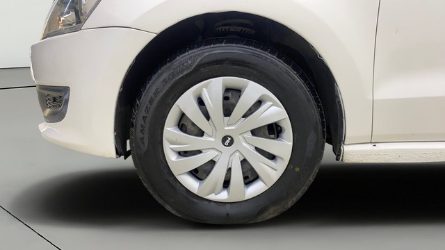 Second-hand 2012 Volkswagen Polo Petrol Trendline 1.2L for sale in Thane-25