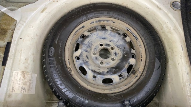 Second-hand 2012 Volkswagen Polo Petrol Trendline 1.2L for sale in Thane-27