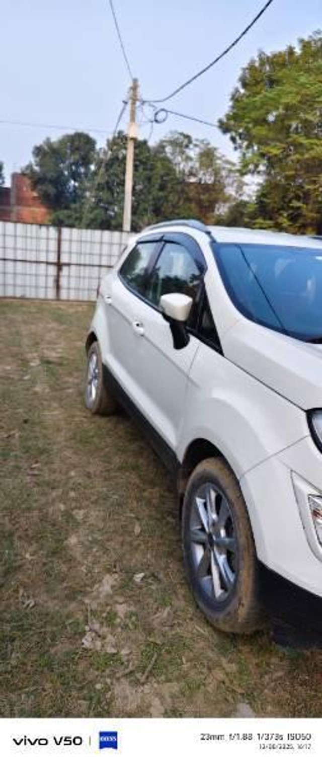Second-hand 2019 Ford Ecosport 1.5 Diesel Titanium BSIV for sale in Lucknow-4