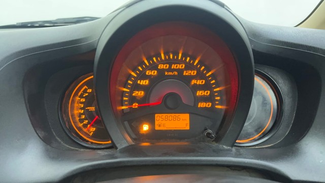 Second-hand 2014 Honda Amaze S i-VTEC for sale in Ahmedabad-13