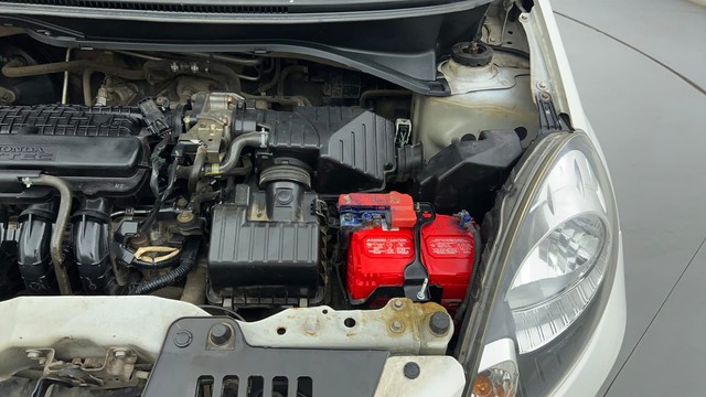 Second-hand 2014 Honda Amaze S i-VTEC for sale in Ahmedabad-34