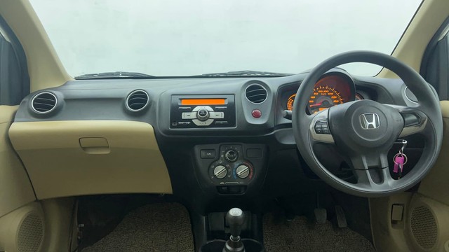 Second-hand 2014 Honda Amaze S i-VTEC for sale in Ahmedabad-11