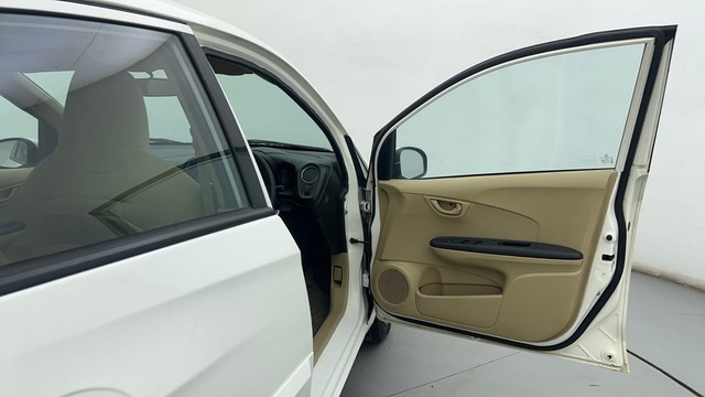 Second-hand 2014 Honda Amaze S i-VTEC for sale in Ahmedabad-16