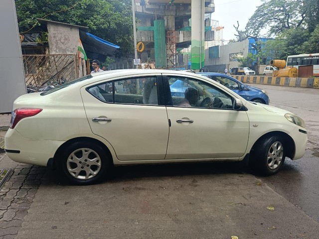 Second-hand 2013 Renault Scala RxL for sale in Mumbai-7