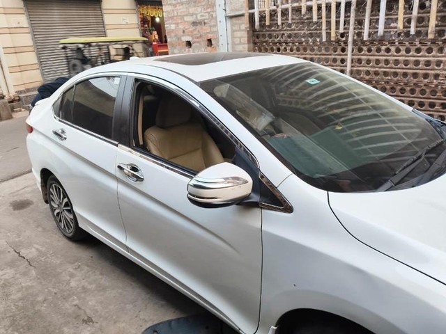 Second-hand 2020 Honda City ZX MT for sale in Hooghly-4