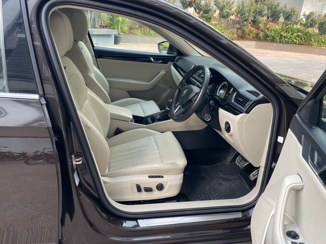 Second-hand 2021 Skoda Superb Laurin & klement BSVI for sale in Bangalore-11