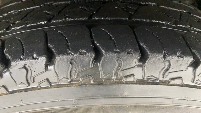 Second-hand 2019 Mahindra TUV 300 T10 for sale in Coimbatore-28