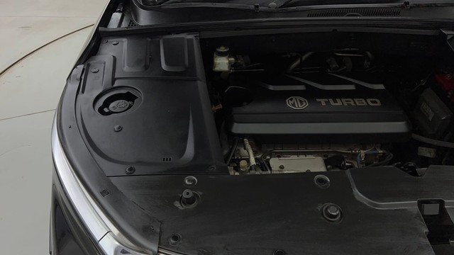 Second-hand 2020 MG Hector Sharp DCT for sale in Mumbai-31