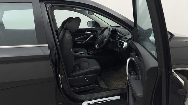 Second-hand 2020 MG Hector Sharp DCT for sale in Mumbai-15