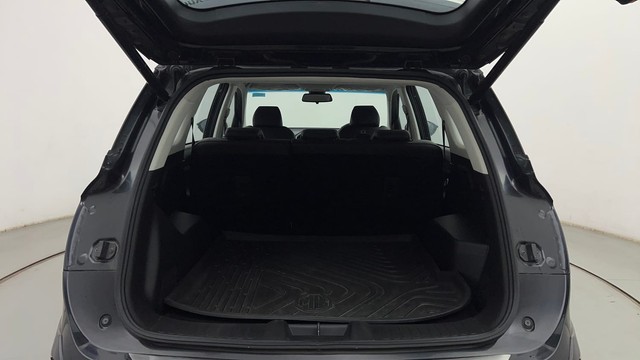 Second-hand 2020 MG Hector Sharp DCT for sale in Mumbai-9