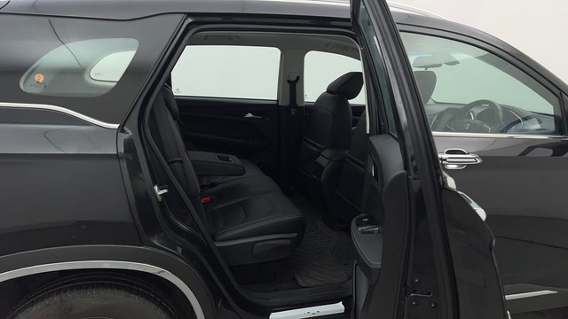 Second-hand 2020 MG Hector Sharp DCT for sale in Mumbai-38