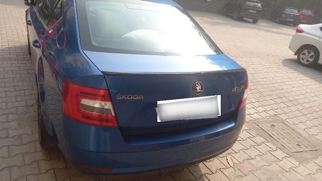 Second-hand 2020 Skoda Octavia 1.8 TSI AT Style for sale in New Delhi-2