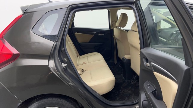 Second-hand 2022 Honda Jazz ZX for sale in Noida-27