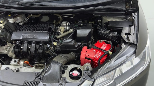 Second-hand 2022 Honda Jazz ZX for sale in Noida-34