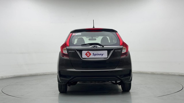 Second-hand 2022 Honda Jazz ZX for sale in Noida-4