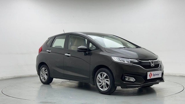 Second-hand 2022 Honda Jazz ZX for sale in Noida-1