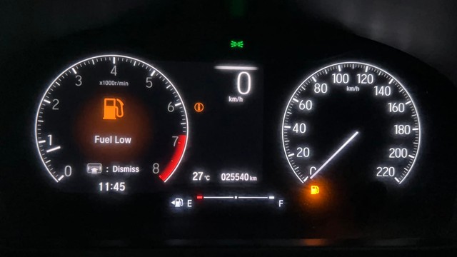 Second-hand 2022 Honda City VX MT for sale in Chennai-13